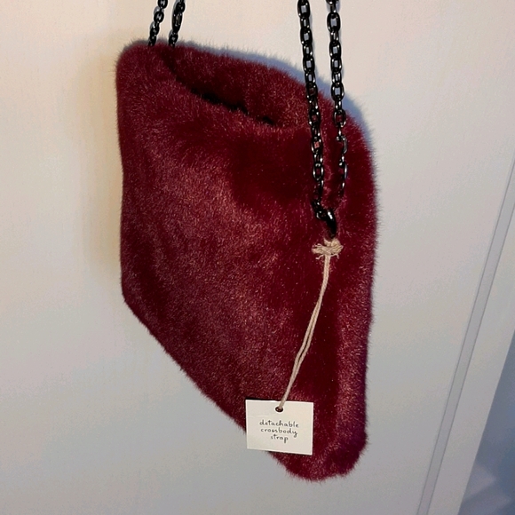 A New Day Clutch Crossbody faux Fur 10x7 - Picture 2 of 9